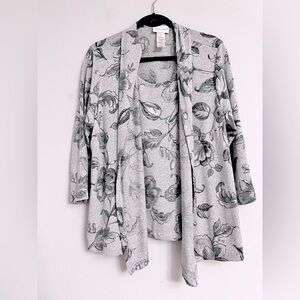 5/$15 Floral Gray blouse. Pit to pit=22.5”